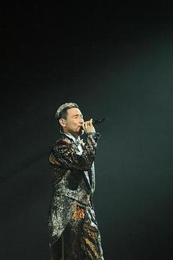 A Classic Tour 學友.經典世界巡回演唱會